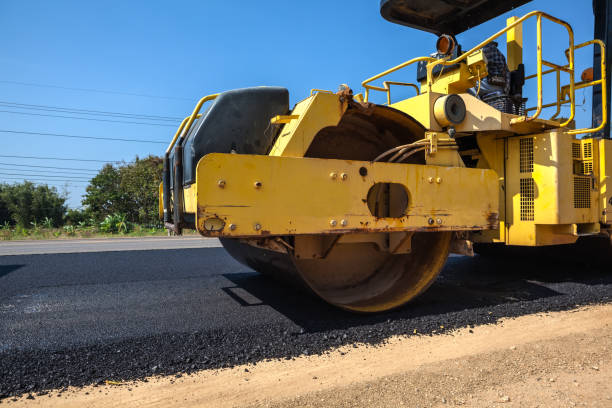 Best Local Driveway Pavers  in Fredonia, WI